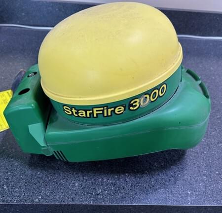 Image of John Deere StarFire 3000 Image 0