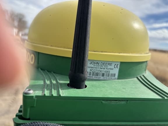 Image of John Deere StarFire 3000 Image 1