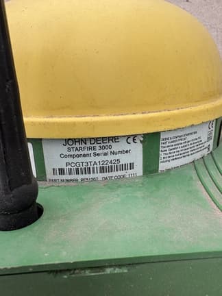 Image of John Deere StarFire 3000 Image 1
