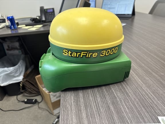 2011 John Deere StarFire 3000 Equipment Image0