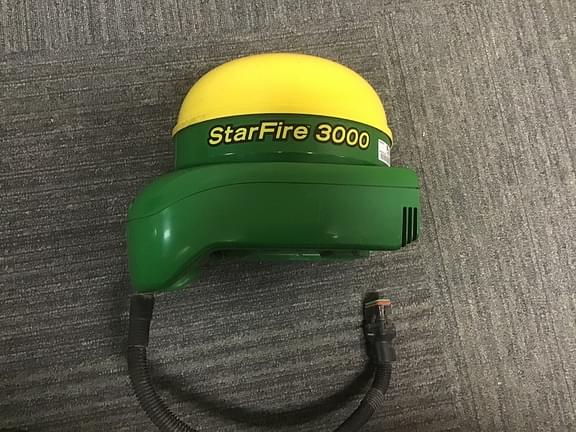 Image of John Deere StarFire 3000 equipment image 1