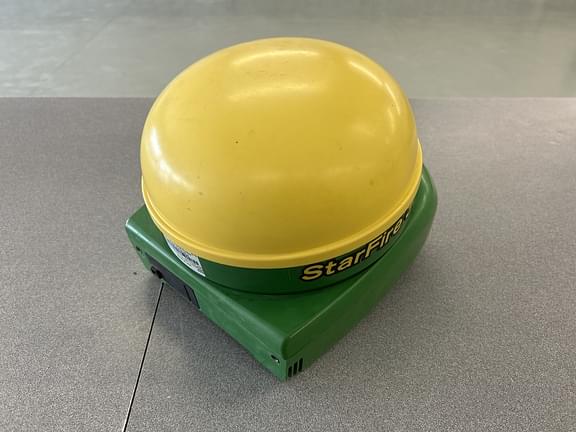 Image of John Deere StarFire 3000 Image 1