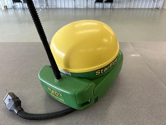 Image of John Deere StarFire 3000 Image 1