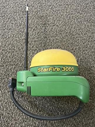 Image of John Deere StarFire 3000 Image 0