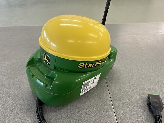 Image of John Deere StarFire 3000 Image 0