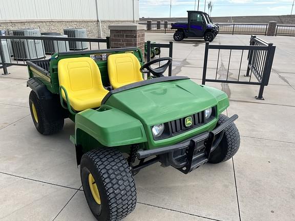 Image of John Deere Gator TS 4x2 equipment image 2