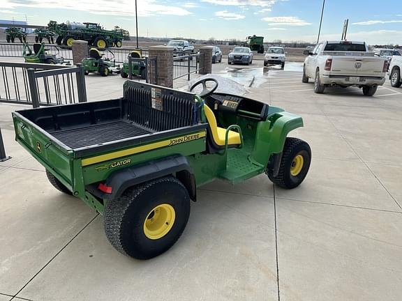 Image of John Deere Gator TS 4x2 equipment image 4