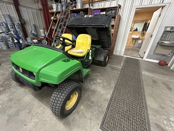 Image of John Deere Turf TX equipment image 3