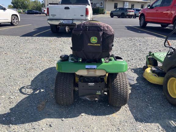 Image of John Deere X300 equipment image 4