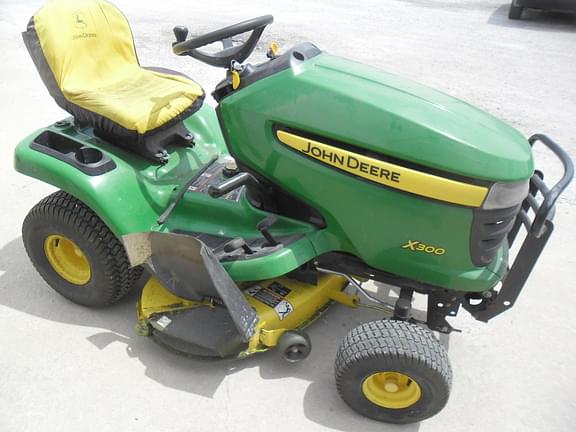 Image of John Deere X300 Image 0