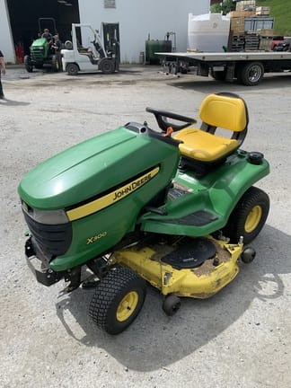 2011 John Deere X300 Equipment Image0