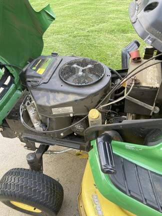 Image of John Deere X300 equipment image 1
