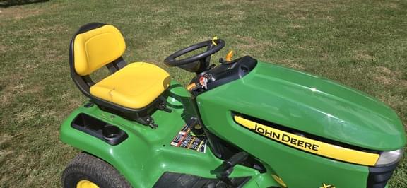 Image of John Deere X300 equipment image 3