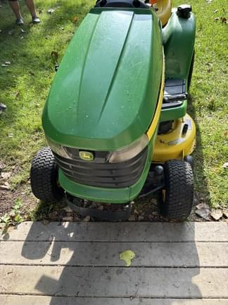 Image of John Deere X300 equipment image 2