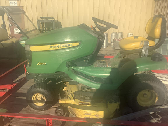 Image of John Deere X300 equipment image 1