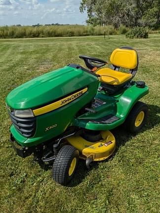 Image of John Deere X300 equipment image 1