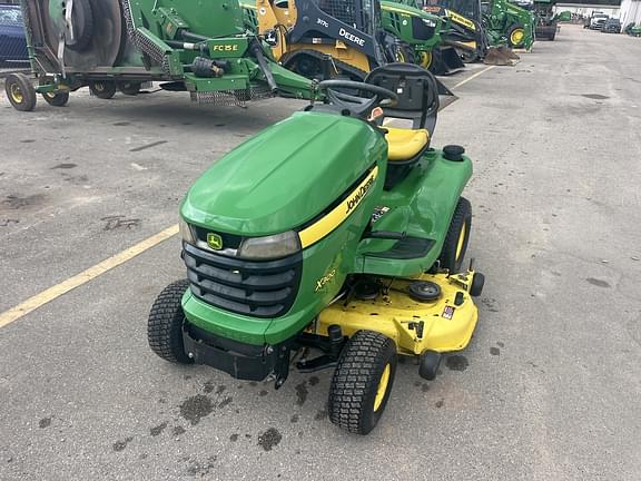 Image of John Deere X300 equipment image 1