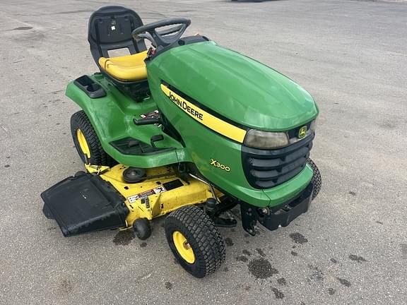 Image of John Deere X300 equipment image 2