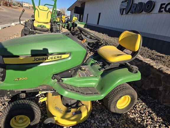 Image of John Deere X300 equipment image 1