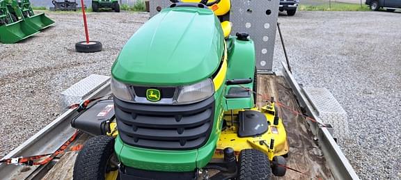 Image of John Deere X300 equipment image 2