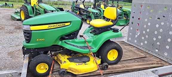 Image of John Deere X300 equipment image 1
