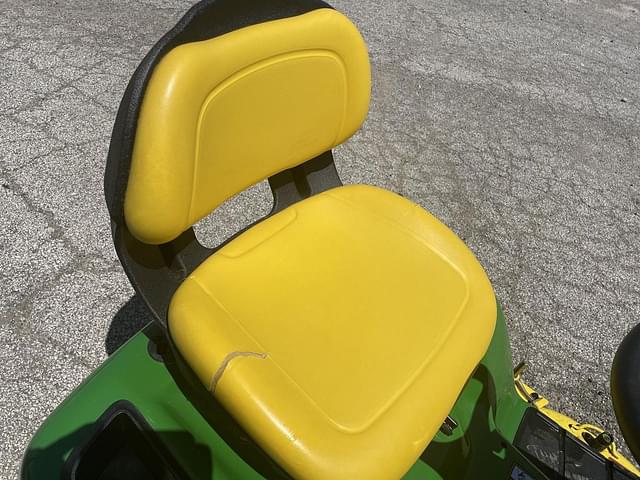 Image of John Deere X300 equipment image 3