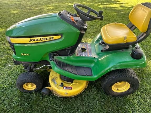Image of John Deere X300 Primary image