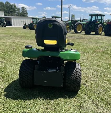 Image of John Deere X300R equipment image 3