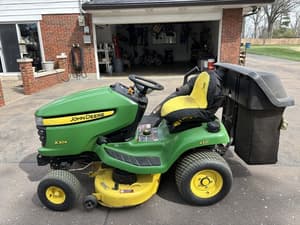 2011 John Deere X304 Image