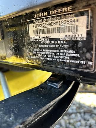 Image of John Deere X320 equipment image 4