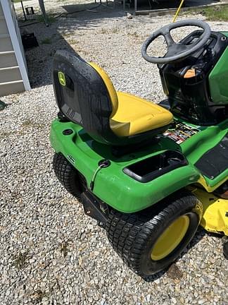 Image of John Deere X320 equipment image 2