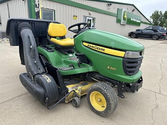 Image of John Deere X320 Primary image