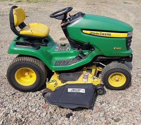 Image of John Deere X320 equipment image 2