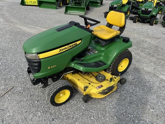 Image of John Deere X320 equipment image 4