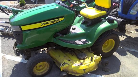 Image of John Deere X320 equipment image 2