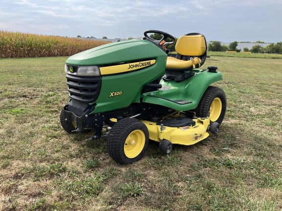 Main image John Deere X320