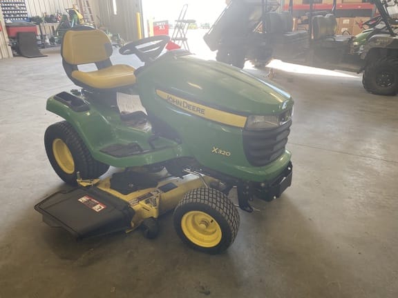 Main image John Deere X320