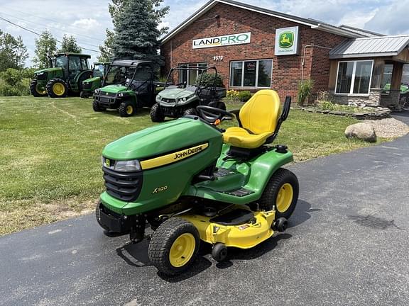 Image of John Deere X320 Image 0