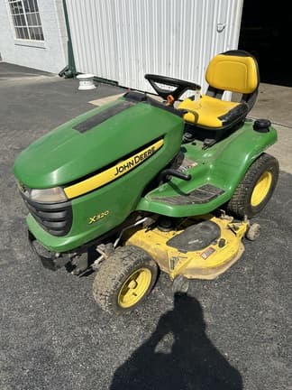 Main image John Deere X320