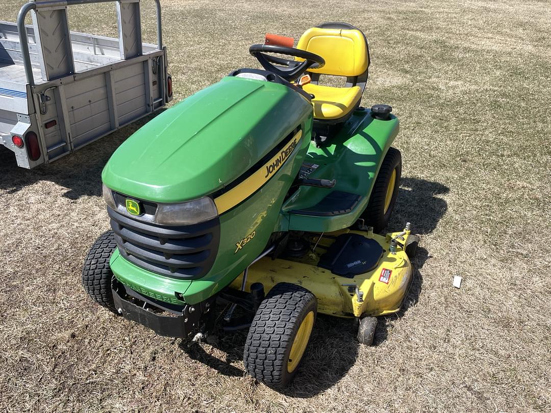 Image of John Deere X320 Primary image