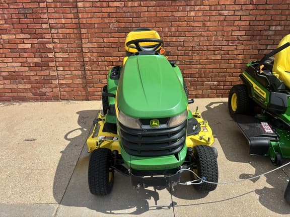 Image of John Deere X324 equipment image 2