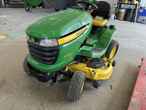 2011 John Deere X324 Equipment Image0