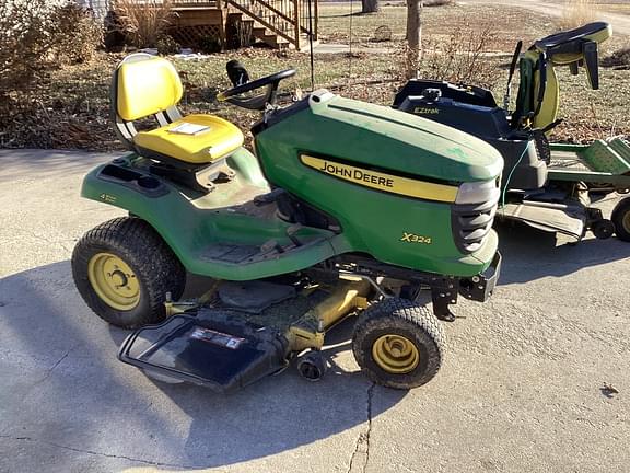 Image of John Deere X324 Primary Image