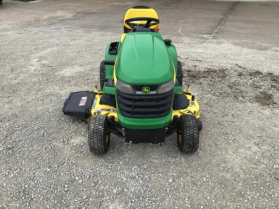 Image of John Deere X324 equipment image 1