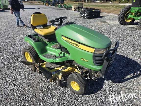 2011 John Deere X324 Equipment Image0
