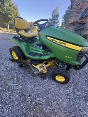 2011 John Deere X324 Image