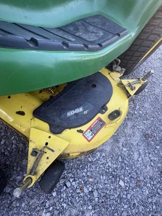 Image of John Deere X324 equipment image 4