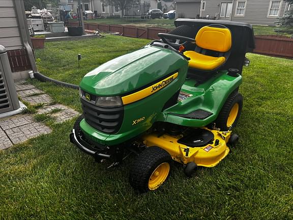 Image of John Deere X360 equipment image 2