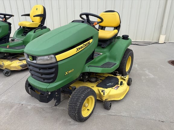 Main image John Deere X360