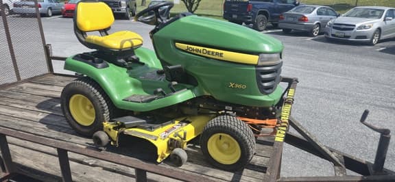 Image of John Deere X360 equipment image 1